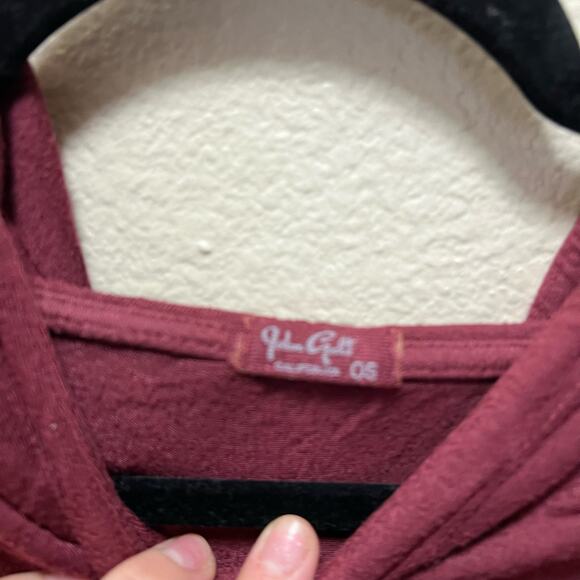 Brandy Melville John Galt Red Hooded Lightweight Sweatshirt Pullover Size M - Picture 6 of 6
